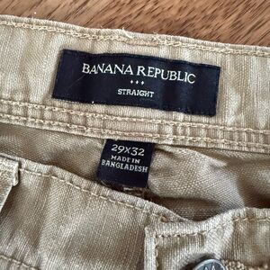 Men’s Banana Republic Straight Khaki Pants